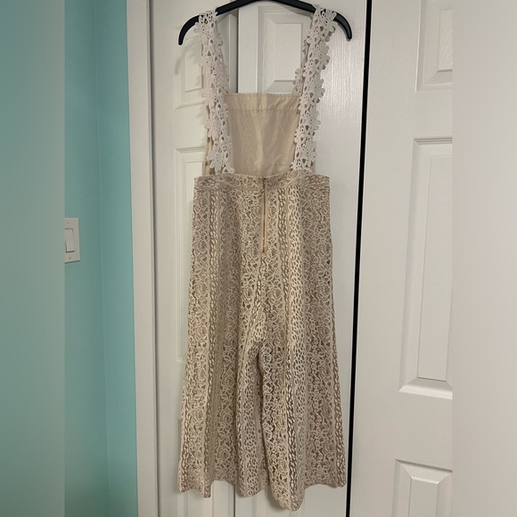 Floral & Lace romper, size S - Picture 3 of 4